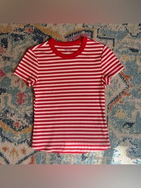 Old Navy Red & White Striped Snug Fit Tee – Small